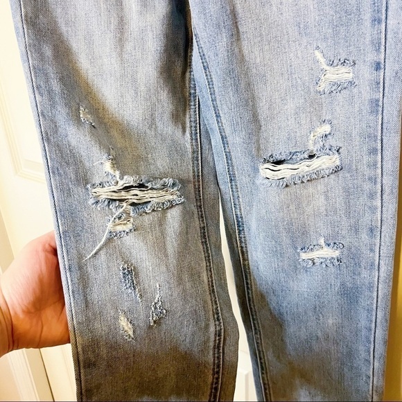 NWOT Blank Paige Distressed Boyfriend Straight Leg Jeans COPY - Picture 6 of 9